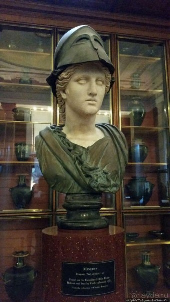 Ценные экспонаты Британского музея и Розеттский камень