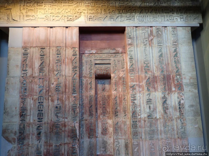 Ценные экспонаты Британского музея и Розеттский камень