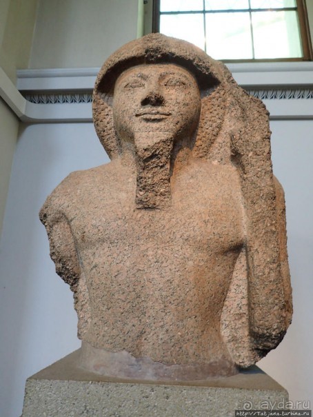 Ценные экспонаты Британского музея и Розеттский камень