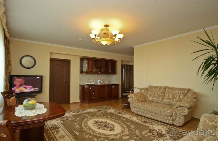 Тихое, уютное место среди сосен  Вилла "Сосновый бор"