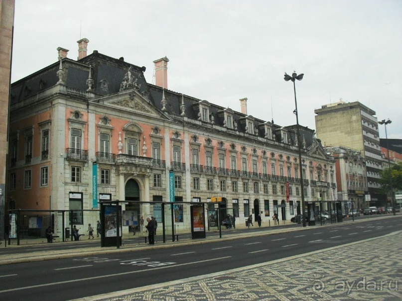 Погуляйте по центральным площадям города Лиссабона! Погуляйте по центральным площадям города Лиссабона!