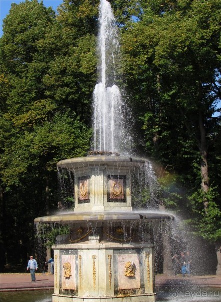 Альбом отзыва "Радуга Петергофа"