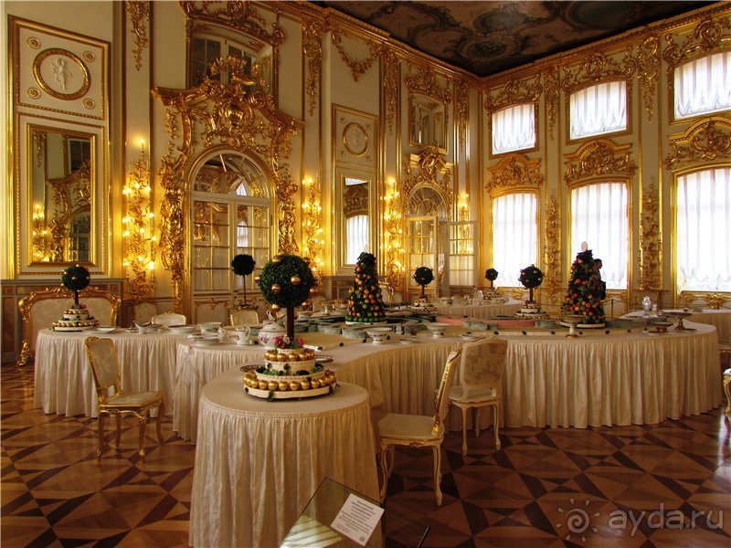 «Дворцов и замков свет…». Часть 2