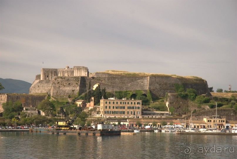 Один день в Корфу-Тауне