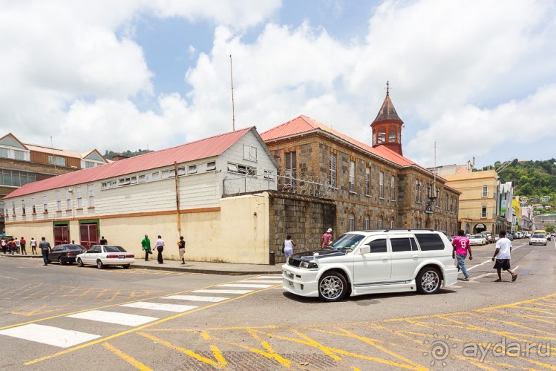 Сент-Винсент (1/2) — Кингстаун