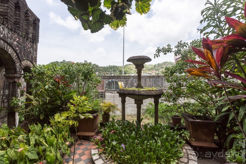 Сент-Винсент (1/2) — Кингстаун