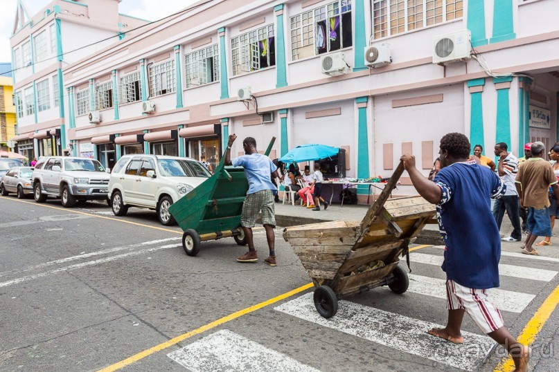 Сент-Винсент (1/2) — Кингстаун