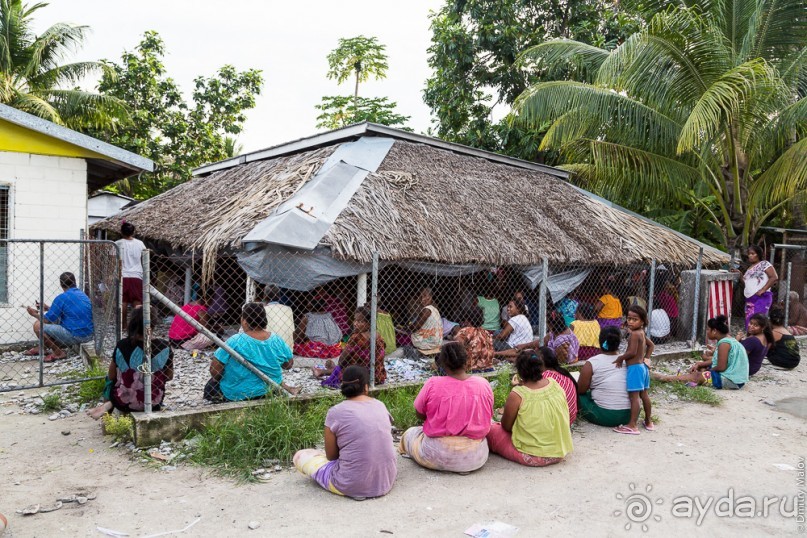 Kiribati (1/2)