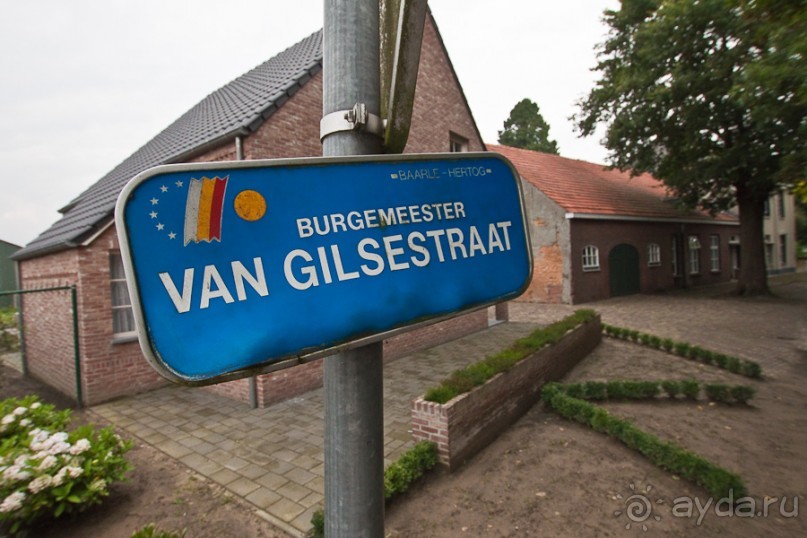 Граница-паззл между Бельгией и Голландией: Baarle-Nassau & Baarle-Hertog