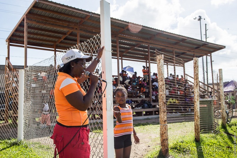 Первомай в Сент-Джорджес, Гренада