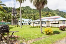 Фиджи — Левука, Овалау