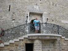 Будва. Старый город. Вход в музей крепости.