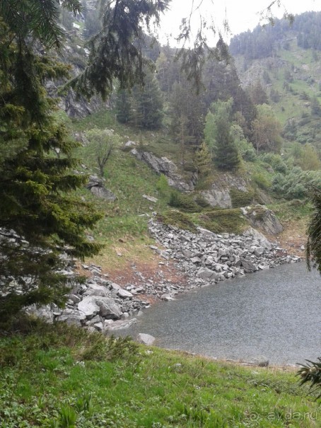 В горах Рила. Сухое озеро.