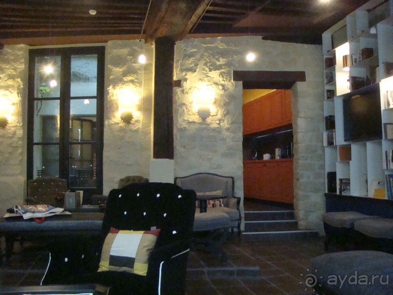 Бутик-отель в Париже Fontaines du Luxembourg 3*. Аутентично, но не очень удобно.