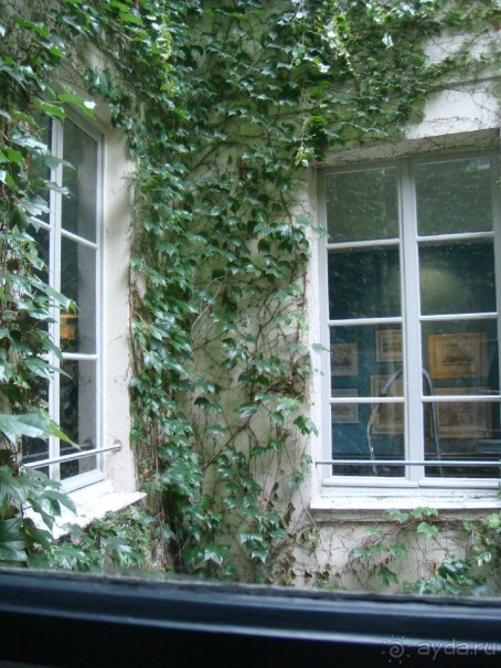 Бутик-отель в Париже Fontaines du Luxembourg 3*. Аутентично, но не очень удобно.