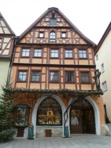 Альбом отзыва "Чудесные Рождественские городки около Нюрнберга. Фюрт, Бамберг, Ротенбург на Таубере."