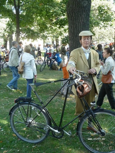 Ежегодный ретро - велопробег Tweed Run в Санкт-Петербурге
