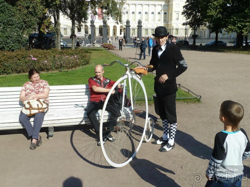 Ежегодный ретро - велопробег Tweed Run в Санкт-Петербурге