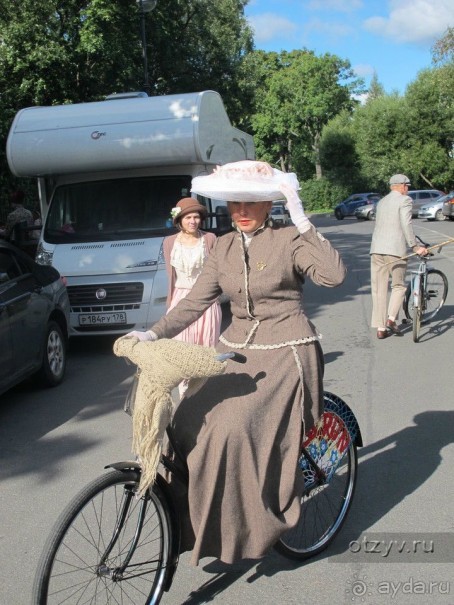 Ежегодный ретро - велопробег Tweed Run в Санкт-Петербурге