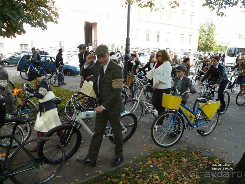 Ежегодный ретро - велопробег Tweed Run в Санкт-Петербурге