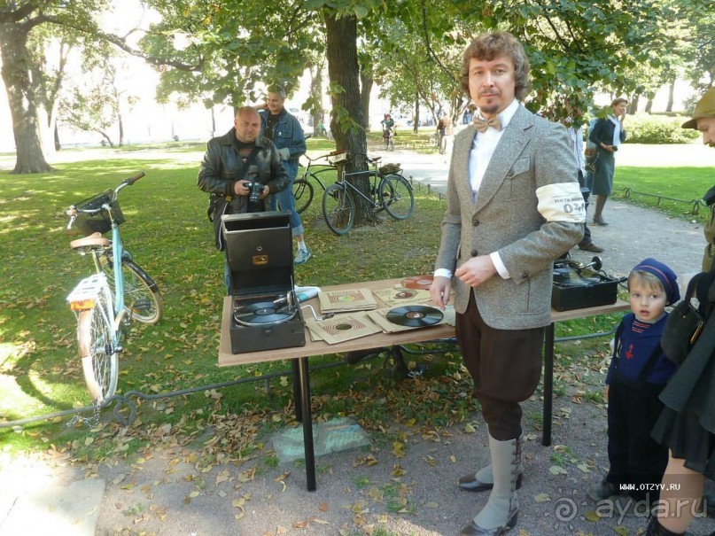 Ежегодный ретро - велопробег Tweed Run в Санкт-Петербурге