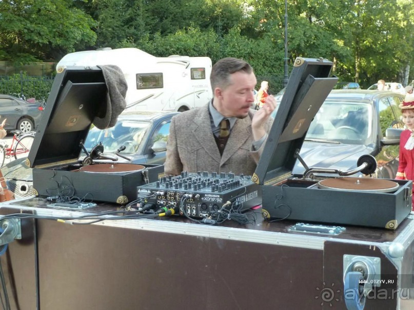 Ежегодный ретро - велопробег Tweed Run в Санкт-Петербурге