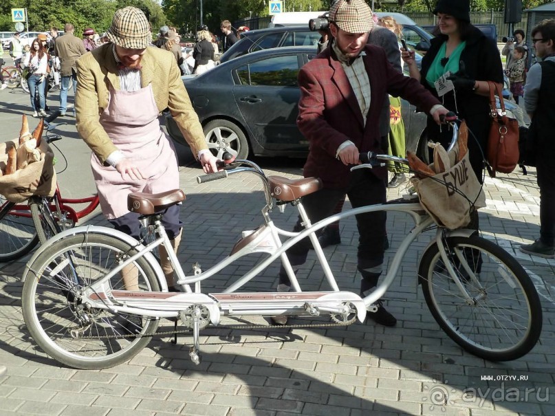 Ежегодный ретро - велопробег Tweed Run в Санкт-Петербурге