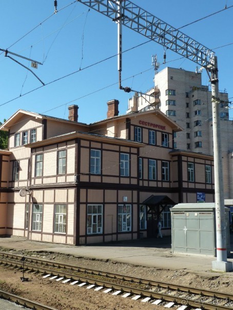 Альбом отзыва "Красно-зеленый маршрут. Шалаш Ленина в Разливе и город Сестрорецк."