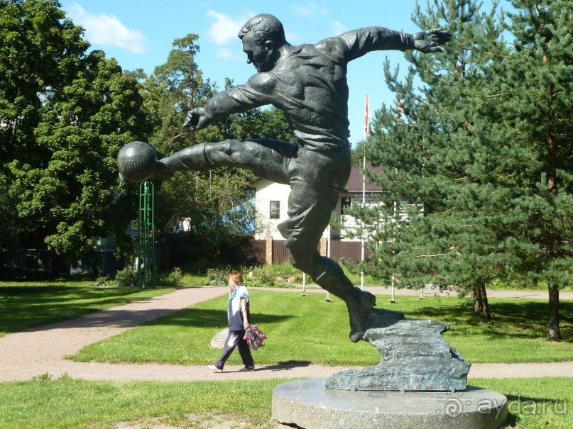 Красно-зеленый маршрут. Шалаш Ленина в Разливе и город Сестрорецк.