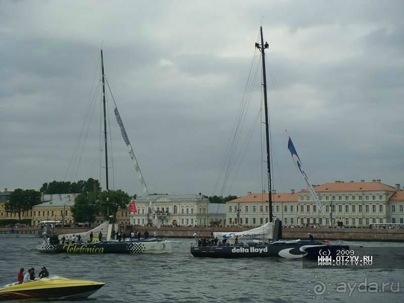 Альбом отзыва "Летние праздники и события в Санкт-Петербурге. Краткий путеводитель."