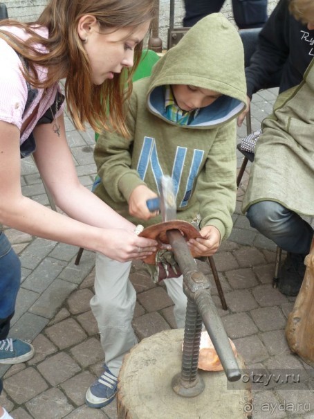 Альбом отзыва "Летние праздники и события в Санкт-Петербурге. Краткий путеводитель."