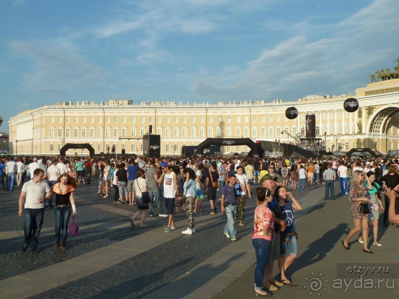 Летние праздники и события в Санкт-Петербурге. Краткий путеводитель.