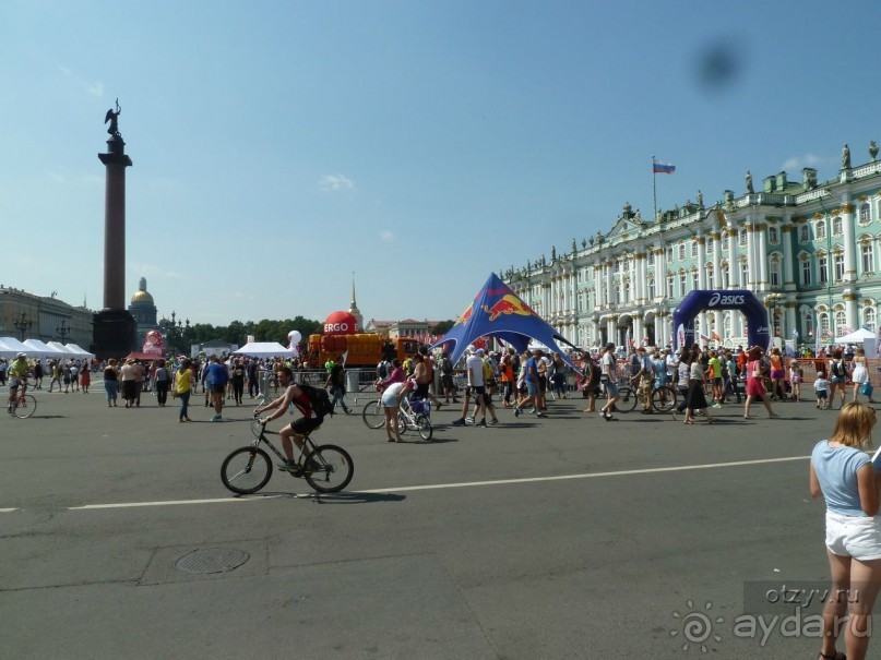 Летние праздники и события в Санкт-Петербурге. Краткий путеводитель.