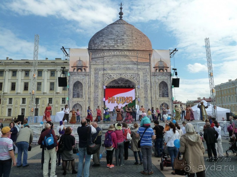Летние праздники и события в Санкт-Петербурге. Краткий путеводитель.