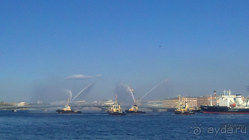 Летние праздники и события в Санкт-Петербурге. Краткий путеводитель.