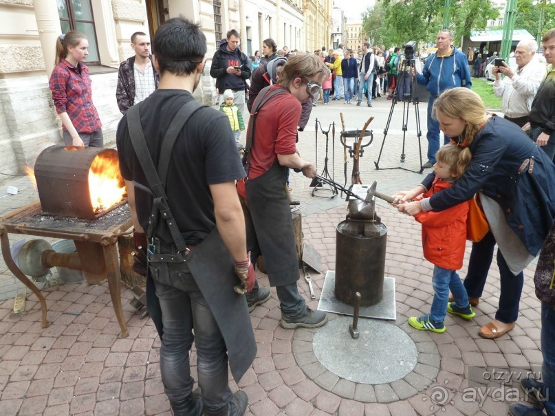 Летние праздники и события в Санкт-Петербурге. Краткий путеводитель.