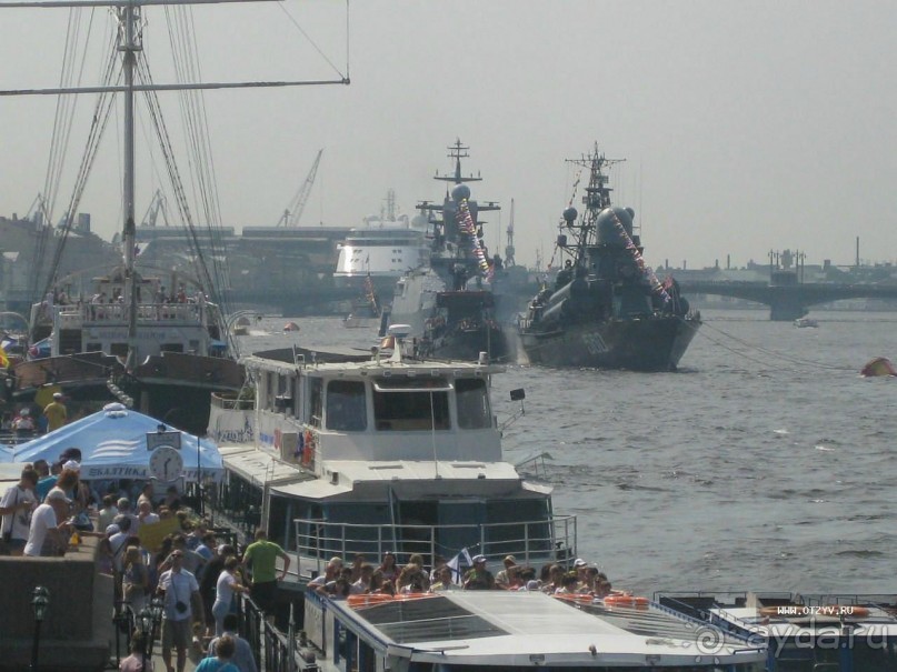 Летние праздники и события в Санкт-Петербурге. Краткий путеводитель.