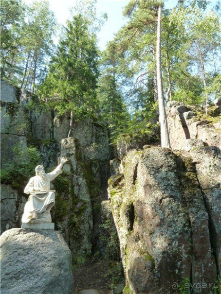 Шведско-финско-русский город Выборг.