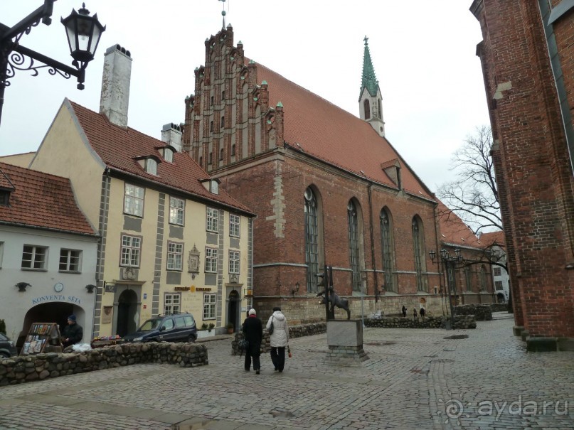 Рига. Первая поездка перед Рождеством. Без снега.