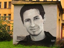 Неформальные памятники в нетуристическом Петербурге.