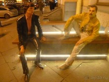 Неформальные памятники в нетуристическом Петербурге.