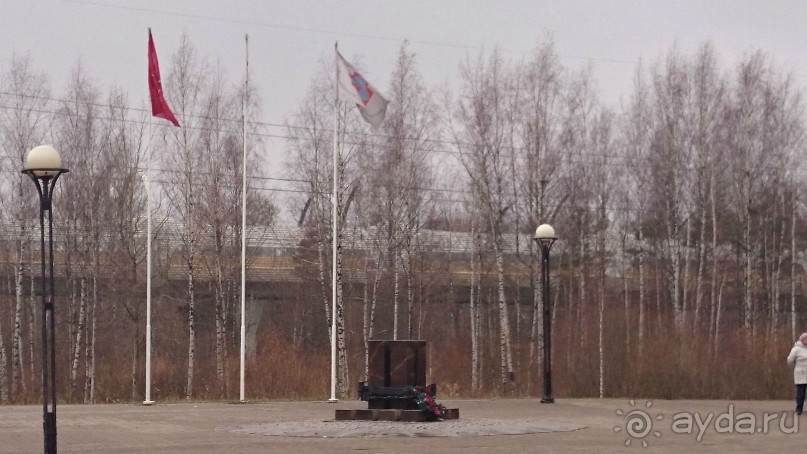 Неформальные памятники в нетуристическом Петербурге.