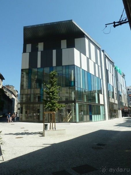 Шамбери, Гренобль, Женева - города Савойского края.