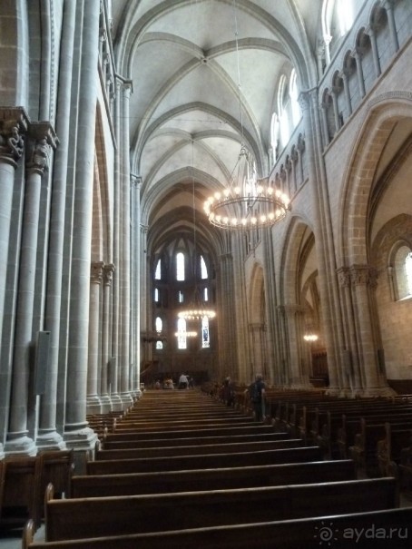 Шамбери, Гренобль, Женева - города Савойского края.