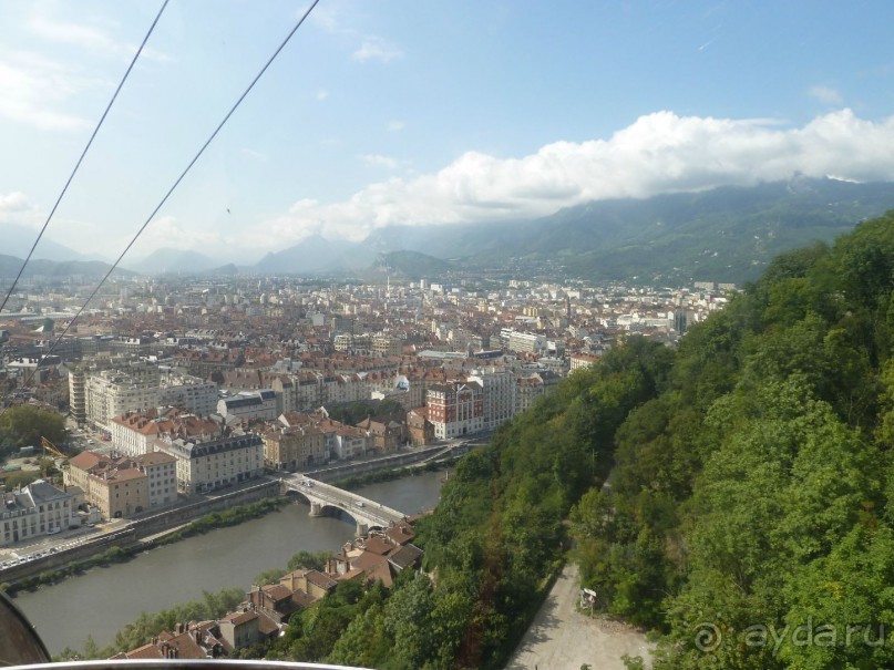 Шамбери, Гренобль, Женева - города Савойского края.