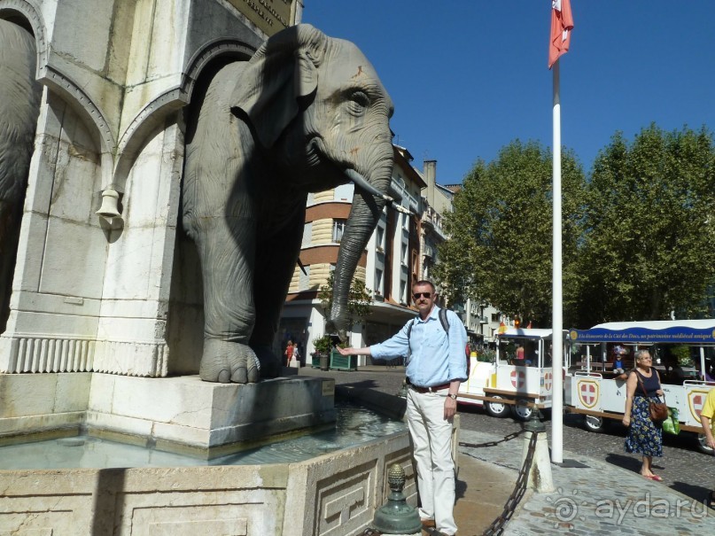 Шамбери, Гренобль, Женева - города Савойского края.