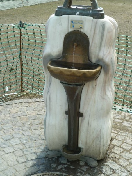 Шамбери, Гренобль, Женева - города Савойского края.