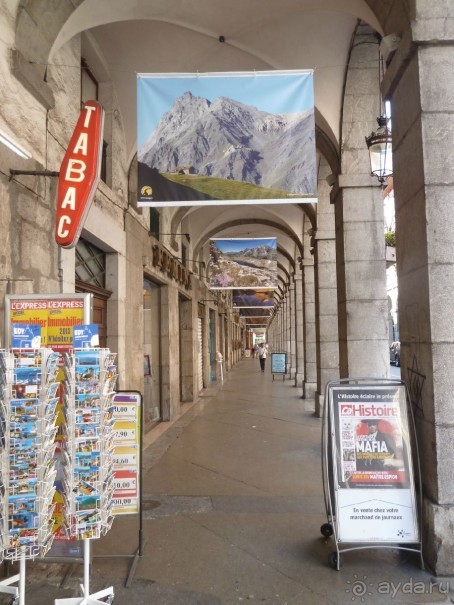 Шамбери, Гренобль, Женева - города Савойского края.