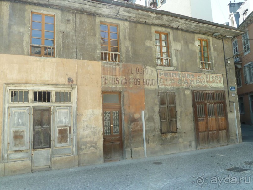 Шамбери, Гренобль, Женева - города Савойского края.