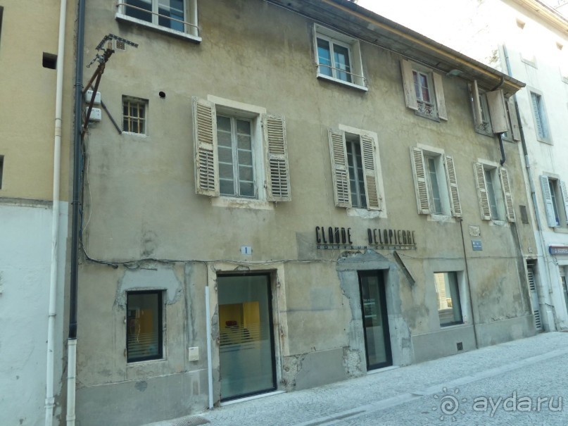 Шамбери, Гренобль, Женева - города Савойского края.